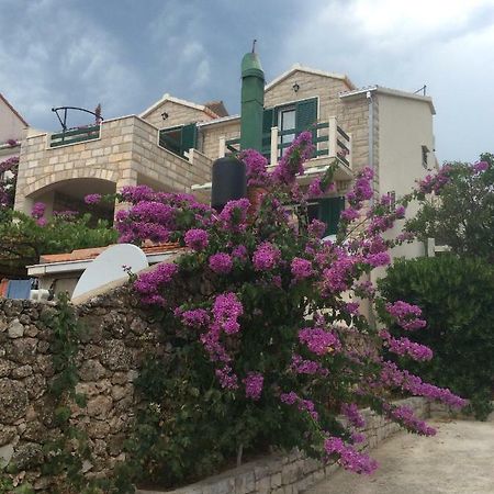 Apartmani Katarina Bol Dış mekan fotoğraf