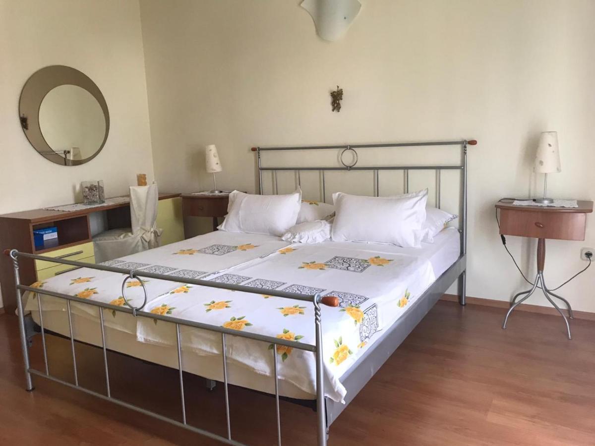 Apartmani Katarina Bol Dış mekan fotoğraf