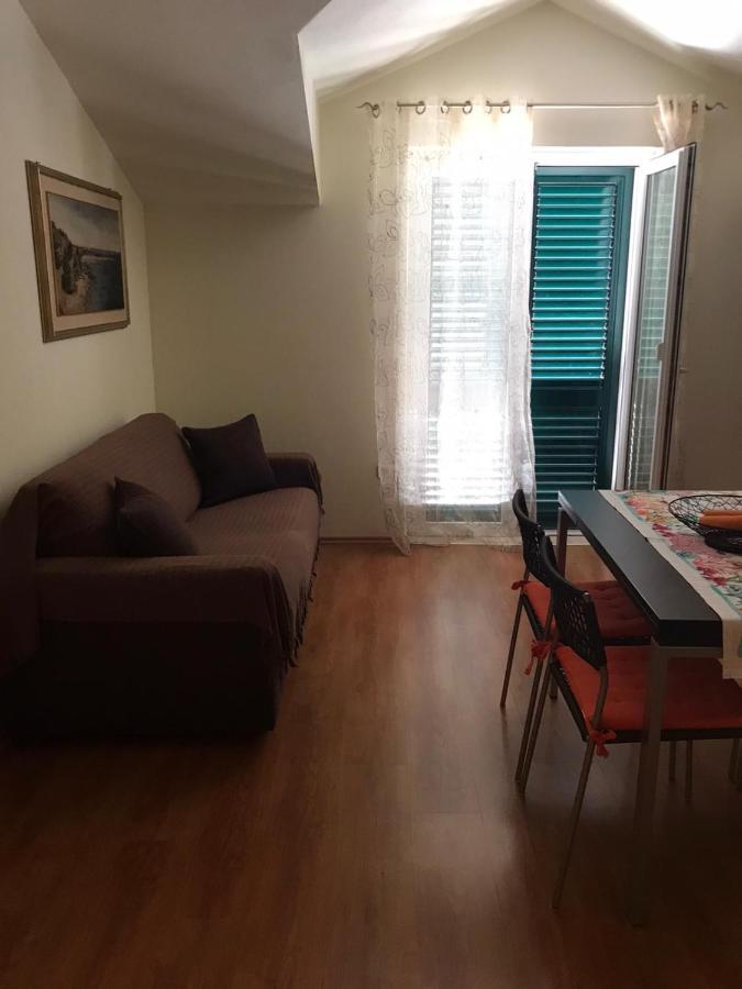 Apartmani Katarina Bol Dış mekan fotoğraf