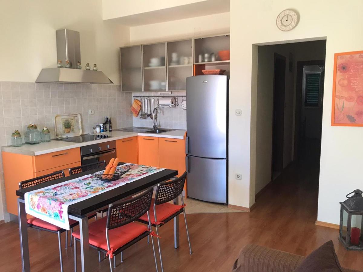 Apartmani Katarina Bol Dış mekan fotoğraf
