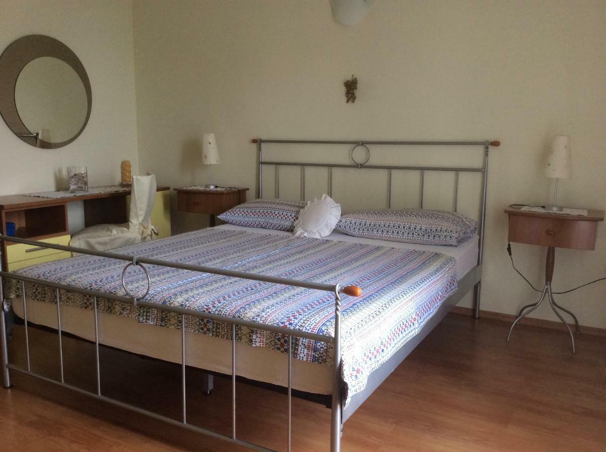 Apartmani Katarina Bol Dış mekan fotoğraf
