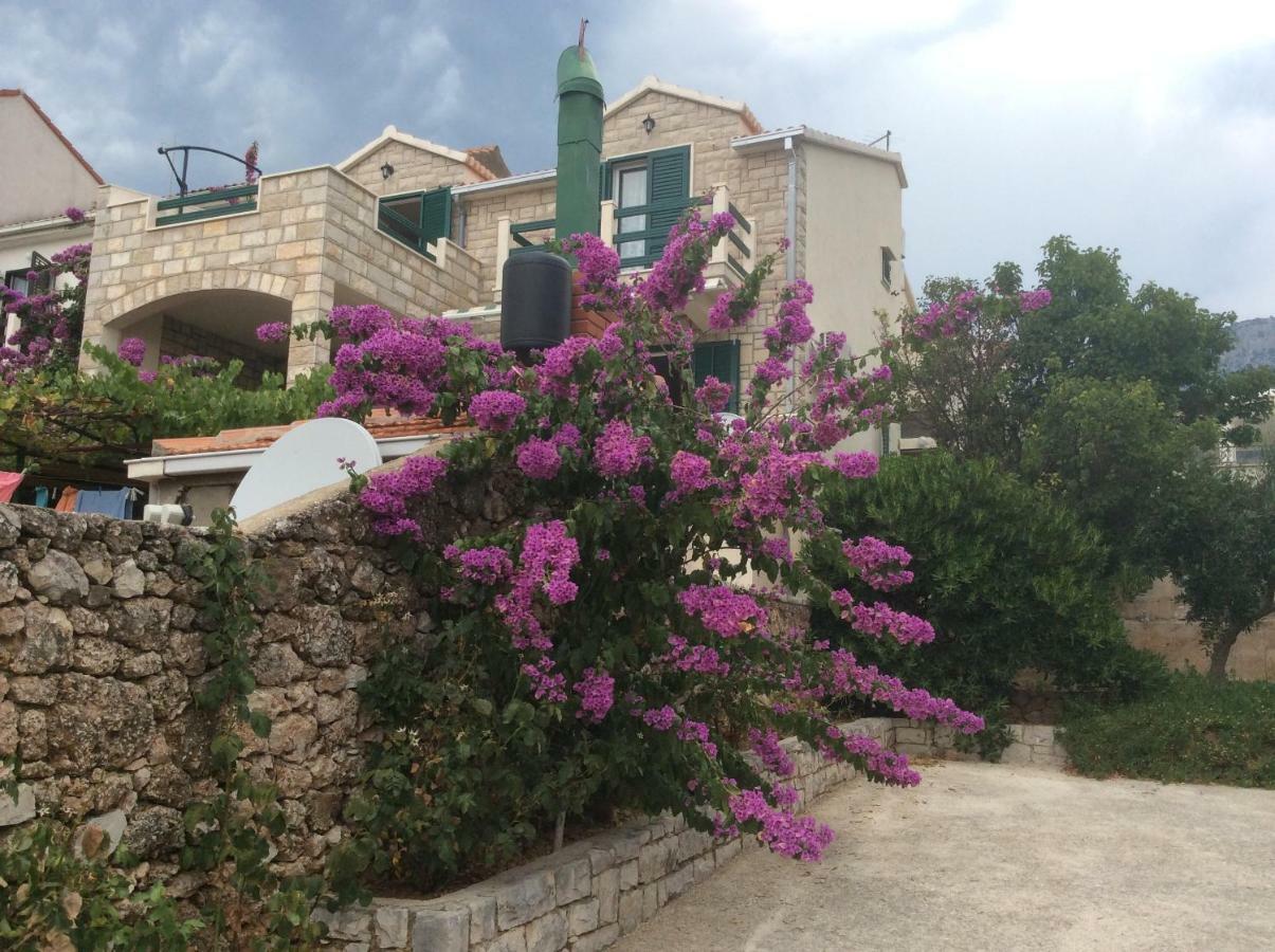 Apartmani Katarina Bol Dış mekan fotoğraf