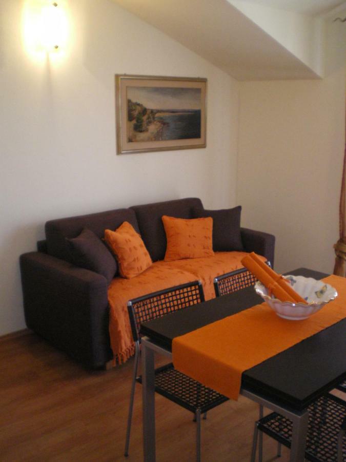 Apartmani Katarina Bol Dış mekan fotoğraf